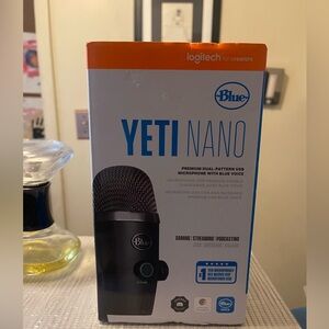 Blue Yeti Nano Microphone in Black